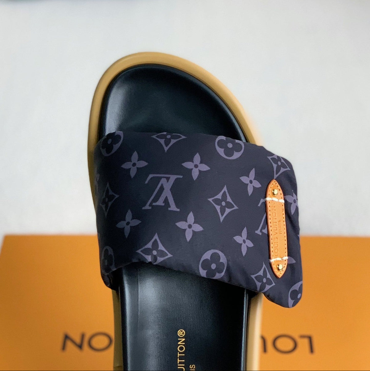 Unisex Letter-Print Slides