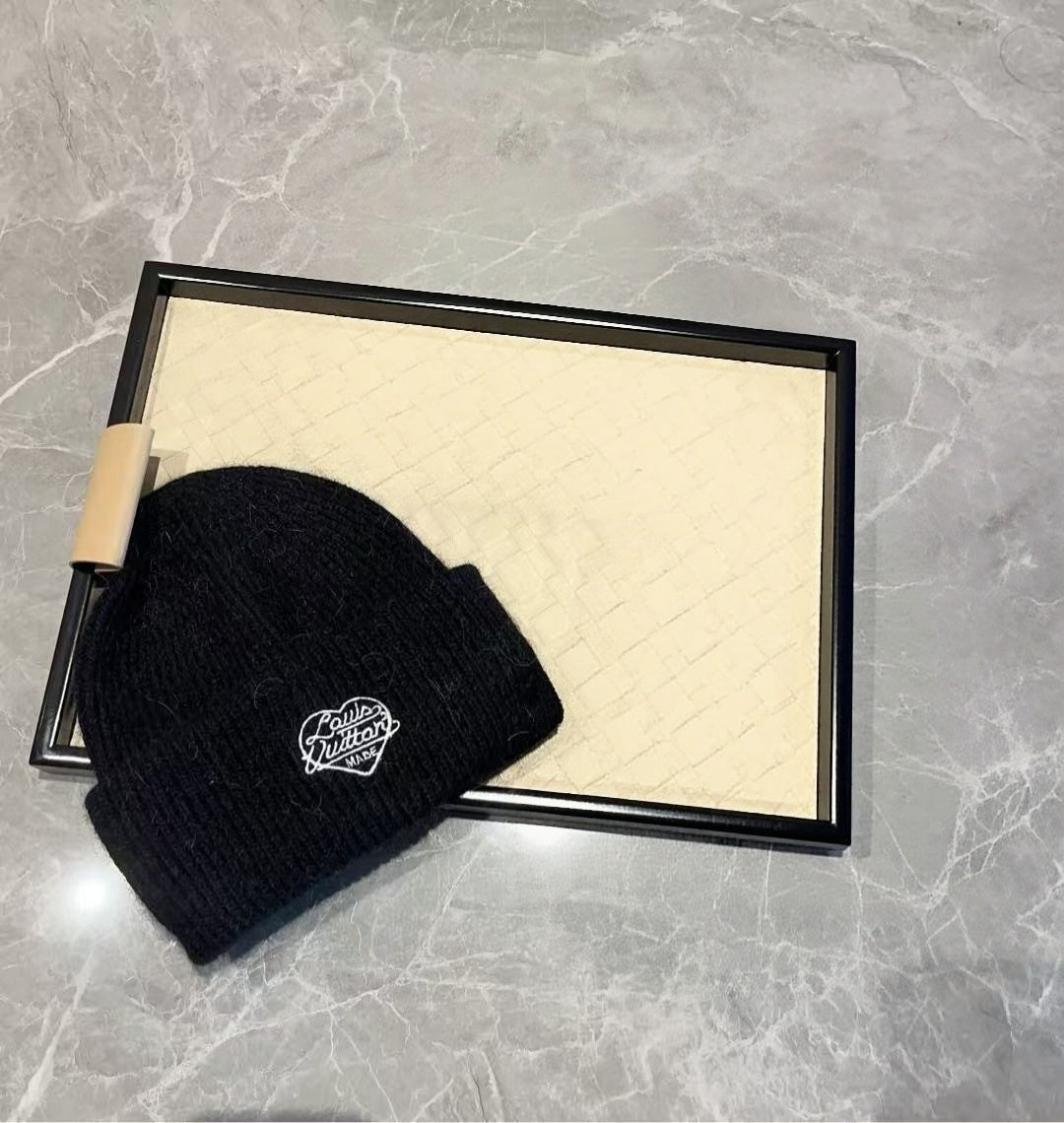 Unisex mohair winter beanie with a heart-shaped embroidery and a folded cuff