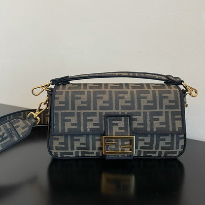 Jacquard Single-Shoulder Crossbody Bag (with Wide Printed Strap)